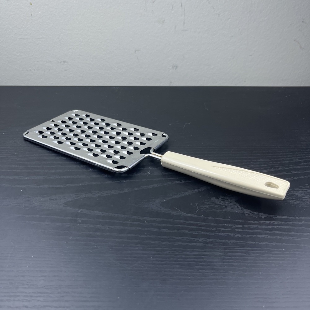 Vintage MCM‎ EKCO Hand Grater 11" Cream Handle Stainless Cheese Shredder USA
